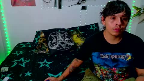 Snapshot of clydexxxbunny chatting on 03/11/25, 03:05 Clyde and Bunny online show from 03/11/25, 03:05