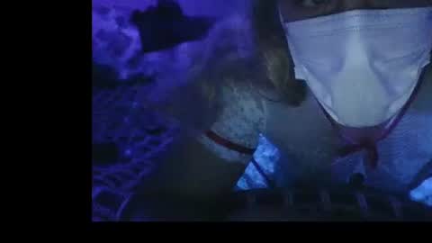 Cocolino  online show from 12/21/25, 09:22