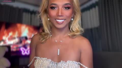 Snapshot of cockprincess_dianna chatting on 10/09/25, 03:48 PrincessDianna IslandGirl CUMSHOW in PVT and PASSWORDSHOW online show from 10/09/25, 03:48