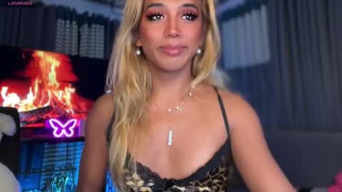 Snapshot of cockprincess_dianna chatting on 10/13/25, 04:18 PrincessDianna IslandGirl CUMSHOW in PVT and PASSWORDSHOW online show from 10/13/25, 04:18