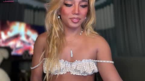 Snapshot of cockprincess_dianna chatting on 10/15/25, 04:56 PrincessDianna IslandGirl CUMSHOW in PVT and PASSWORDSHOW online show from 10/15/25, 04:56