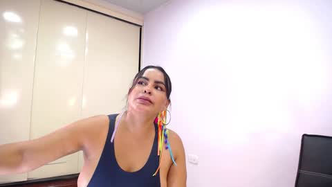 Sara Martinez      online show from 03/17/26, 08:28