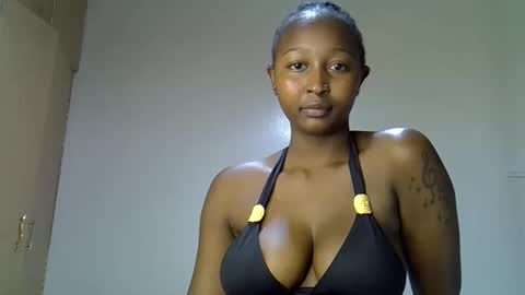 bella online show from 11/22/25, 01:43