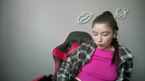 cocoberry1 online show from 02/19/26, 10:22