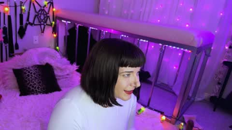 Coco Deville online show from 12/16/24, 03:51