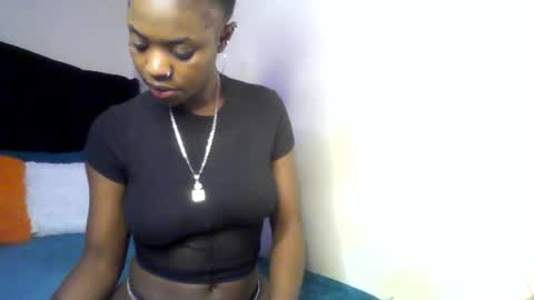 Snapshot of cocolatti1 chatting on 10/20/25, 06:52 coco online show from 10/20/25, 06:52