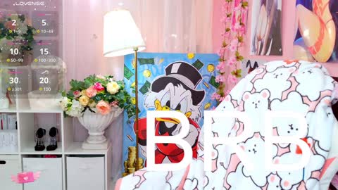 Mia online show from 01/16/25, 12:12