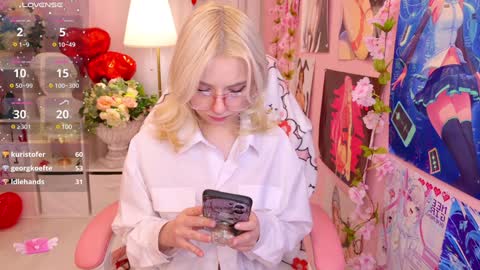 Mia online show from 02/07/25, 03:12