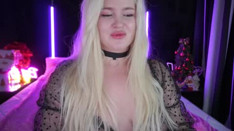 onlyfans amyleyy online show from 12/25/24, 10:50