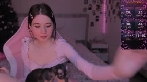 Snapshot of coddleweeper chatting on 12/10/24, 11:11 Hello guys my name is Coddle online show from 12/10/24, 11:11