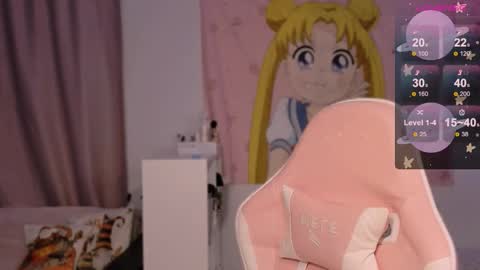 Snapshot of coddleweeper chatting on 10/14/25, 02:40 Hello guys my name is Coddle online show from 10/14/25, 02:40