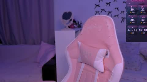 Snapshot of coddleweeper chatting on 02/25/26, 02:59 Hello guys my name is Coddle online show from 02/25/26, 02:59