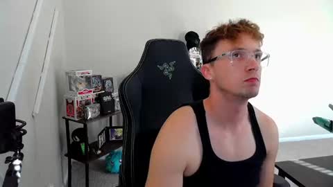 codyt1016 online show from 10/20/25, 05:13