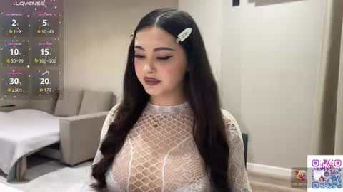 Snapshot of coffee_wihtout_milk chatting on 06/16/26, 10:34 Yumi online show from 06/16/26, 10:34