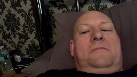 Snapshot of col4nows chatting on 03/02/25, 09:31 col4nows online show from 03/02/25, 09:31