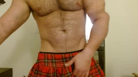 Snapshot of colbymoney chatting on 01/02/25, 01:38 Colby big dick money online show from 01/02/25, 01:38