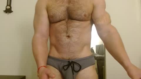 Snapshot of colbymoney chatting on 01/20/25, 01:18 Colby big dick money online show from 01/20/25, 01:18