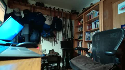 colchuck online show from 12/12/24, 02:44