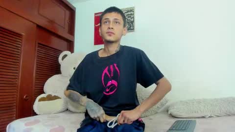 cold_snow13 online show from 10/02/25, 08:10
