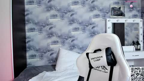 Criss online show from 12/02/24, 05:59