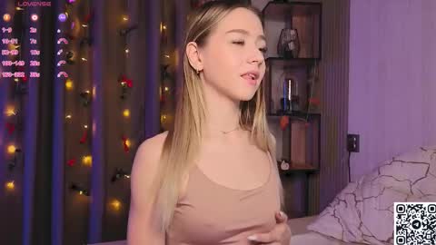 Criss online show from 03/24/26, 03:33