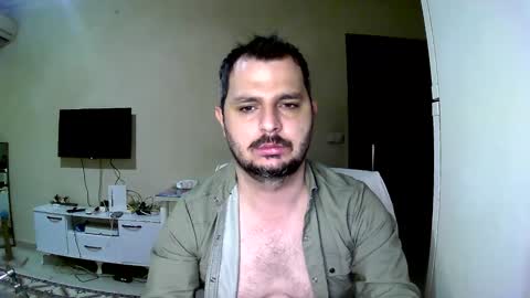 Snapshot of coldskull15 chatting on 02/01/25, 04:35 coldskull15 online show from 02/01/25, 04:35