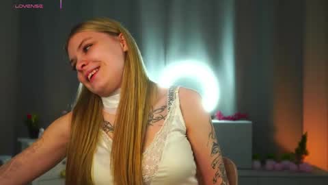 Jenny online show from 04/03/26, 02:15