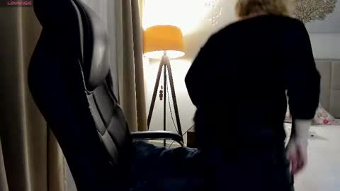 Olga. online show from 04/23/26, 09:06