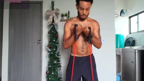 IG  online show from 12/05/25, 04:47