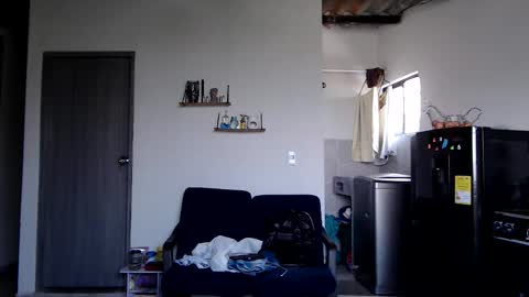 Snapshot of colinlatinbrown chatting on 05/12/26, 02:47 IG online show from 05/12/26, 02:47