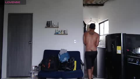 Snapshot of colinlatinbrown chatting on 05/23/26, 01:26 IG online show from 05/23/26, 01:26