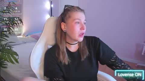 Collen Mon Tue Wed Thu Fri GMT 3 0300am - 0900am  online show from 02/02/26, 04:38