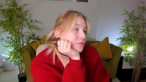 Snapshot of colleen_blake chatting on 05/31/26, 06:09 Collen Mon Tue Wed Thu Fri GMT 3 0300am - 0900am online show from 05/31/26, 06:09