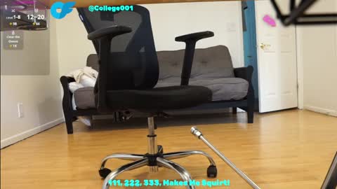 Snapshot of college001 chatting on 01/01/25, 11:29 College001 online show from 01/01/25, 11:29
