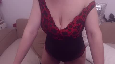 Snapshot of college_dream_bbw chatting on 06/18/26, 09:36 Maddison online show from 06/18/26, 09:36