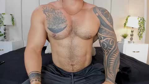 college_muscle_ass online show from 10/06/25, 01:08