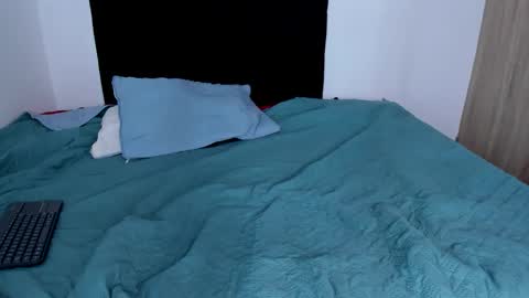 college_muscle_ass online show from 04/11/26, 08:24