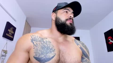 Snapshot of college_muscle_ass chatting on 07/21/26, 11:01 college_muscle_ass online show from 07/21/26, 11:01