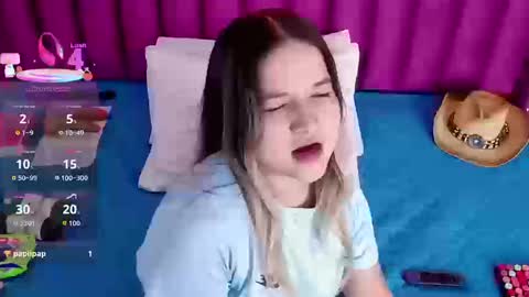  MEGAN  online show from 09/08/25, 08:30