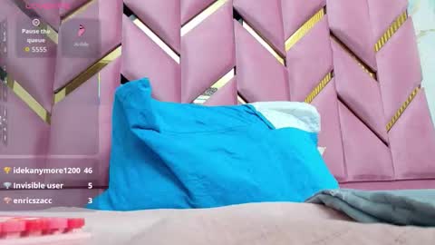  MEGAN  online show from 11/10/25, 12:20