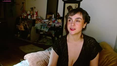 Collette online show from 10/14/25, 03:40