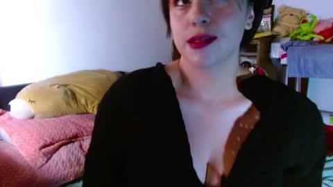 Snapshot of collette_beaufoy chatting on 06/13/26, 06:11 Collette online show from 06/13/26, 06:11