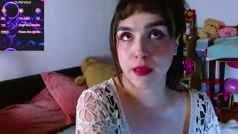 Snapshot of collette_beaufoy chatting on 07/17/26, 07:59 Collette online show from 07/17/26, 07:59