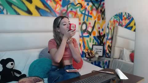 valentina online show from 01/18/26, 11:58