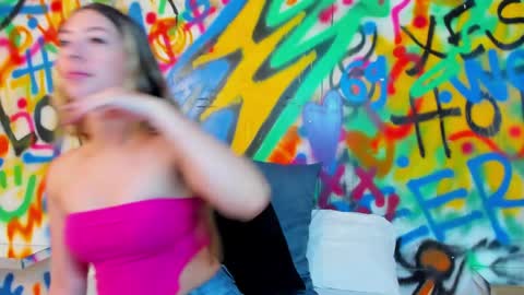 valentina online show from 04/09/26, 11:59