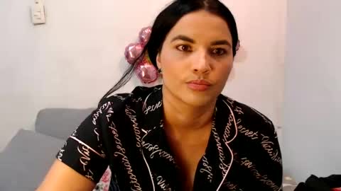 Snapshot of colombi4spice chatting on 03/07/25, 05:49 viviana online show from 03/07/25, 05:49