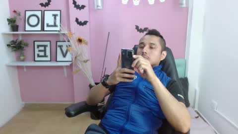 colombiachatur online show from 10/30/25, 12:56