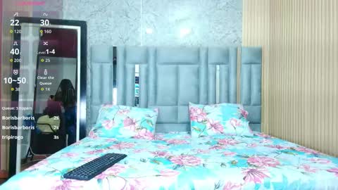 Snapshot of colombiancoffee_ chatting on 12/16/25, 07:19 Lauren online show from 12/16/25, 07:19