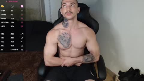 colombianmuscle8 online show from 02/11/25, 03:50