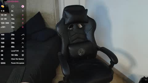 colombianmuscle8 online show from 09/13/25, 10:20